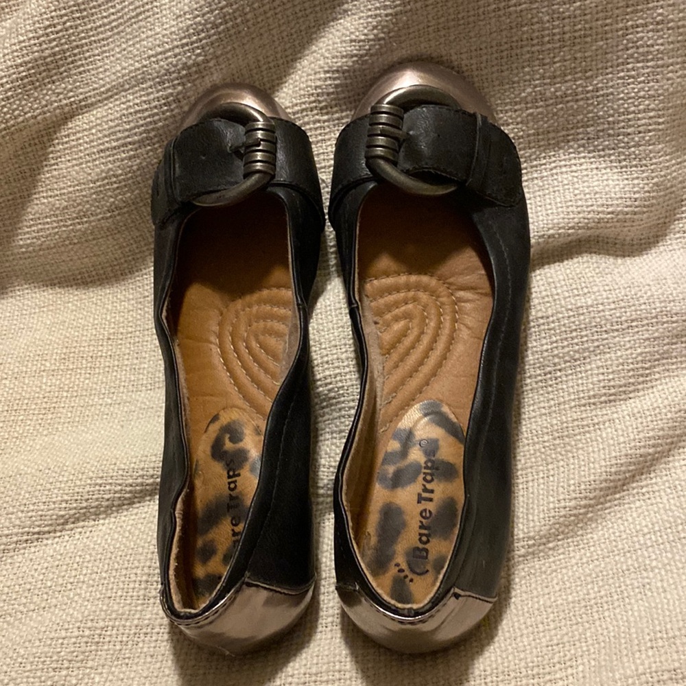 Bare traps ballerina shoes 6.5 M